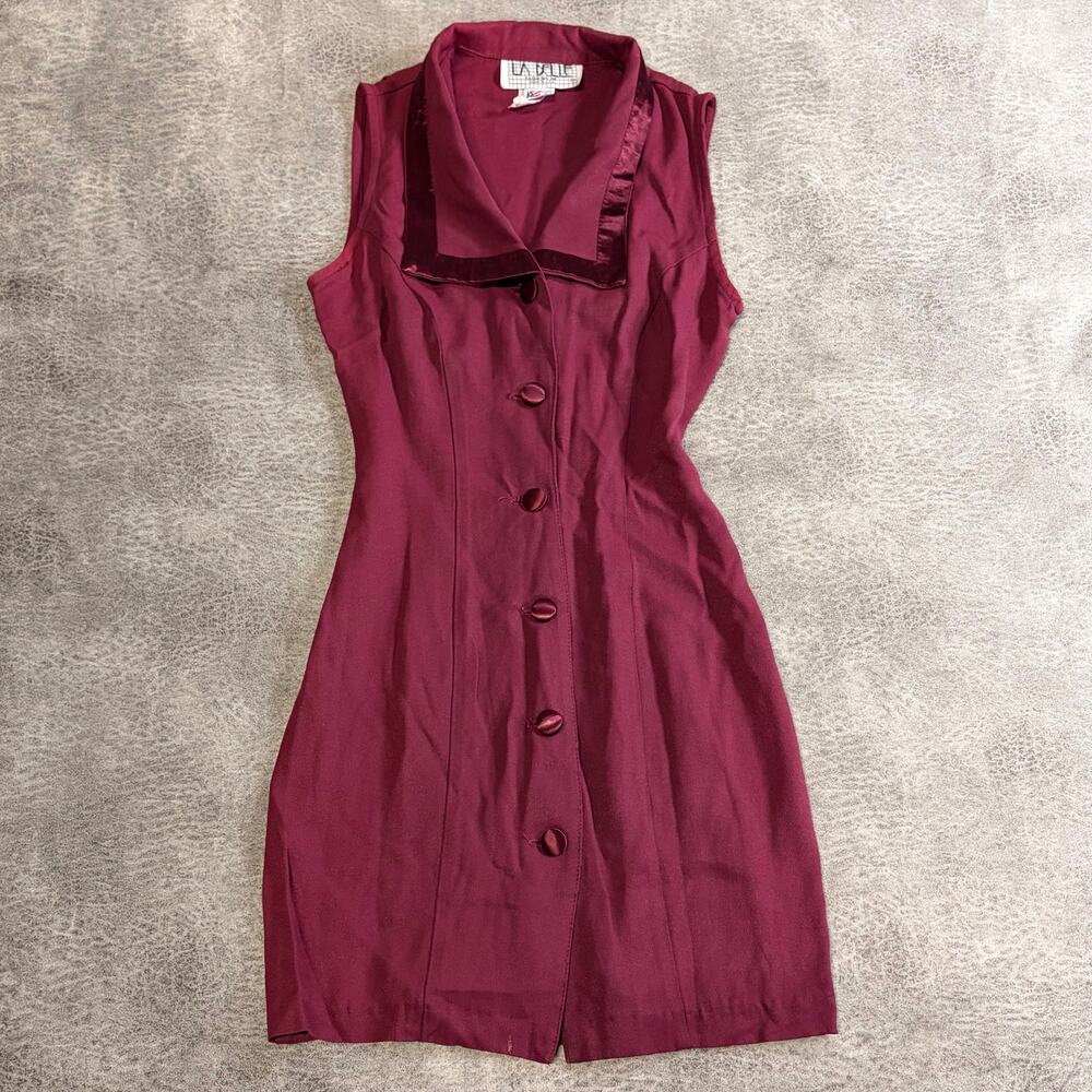 Vintage Burgundy Structured Sleeveless Dress